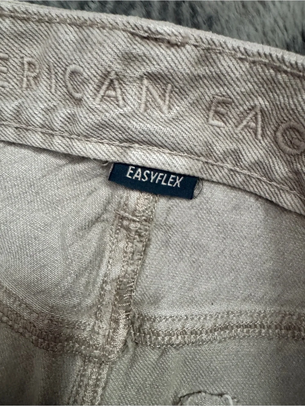 NWOT-American Eagle Slim Straight Light Taupe Jeans-30x32